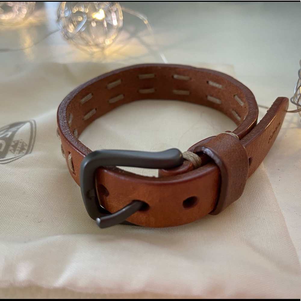 Fossil leather bracelet NWOT